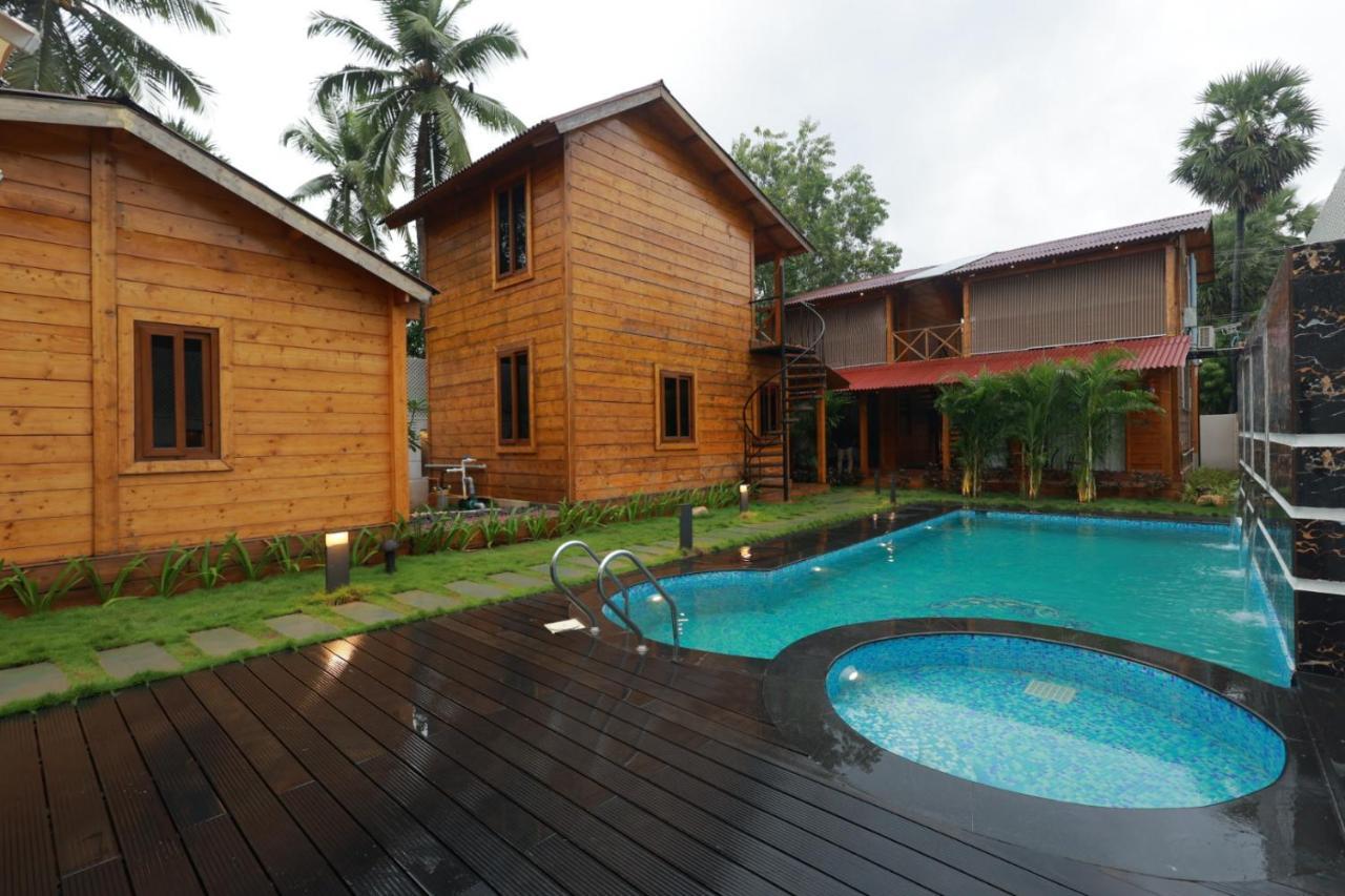Wooden Ecr Sea Resort Pondicherry Dış mekan fotoğraf