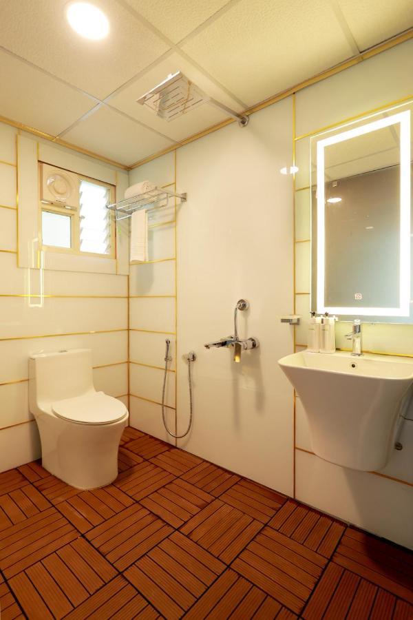 Wooden Ecr Sea Resort Pondicherry Dış mekan fotoğraf