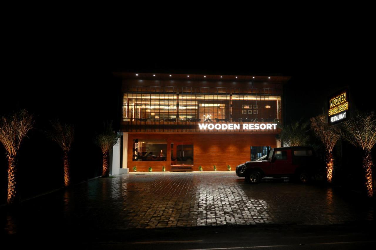 Wooden Ecr Sea Resort Pondicherry Dış mekan fotoğraf