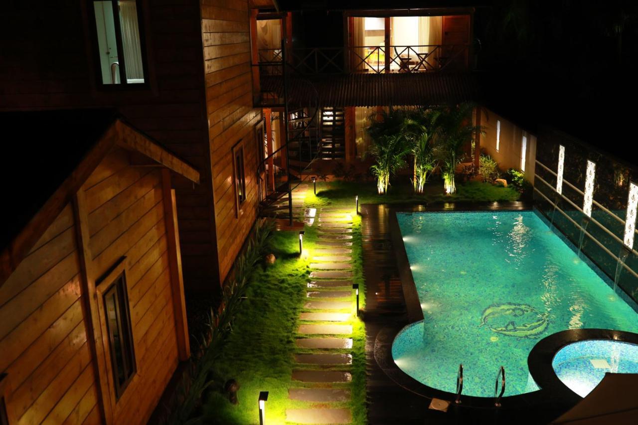Wooden Ecr Sea Resort Pondicherry Dış mekan fotoğraf